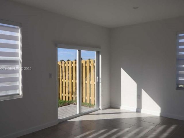 3-bedroom home for rent in Homestead - 26824 SW 121st AVE - MondialRealty