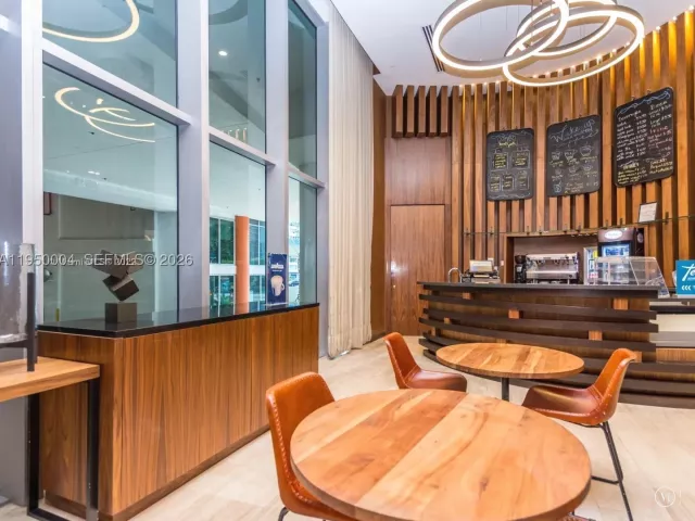 2-bedroom condo for rent in Hollywood - 4111 S Ocean Dr 601 - MondialRealty