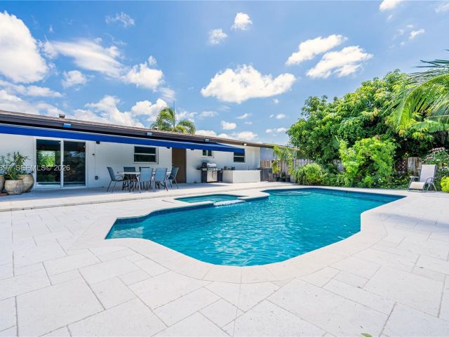 Home for sale at 10510 SW 160th St - photo 7445200