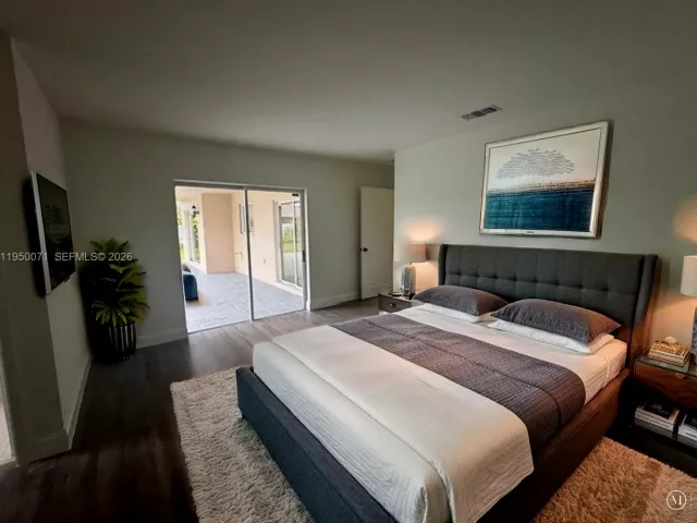 4-bedroom home for sale in Miami - 12758 SW 221 Terrace - MondialRealty