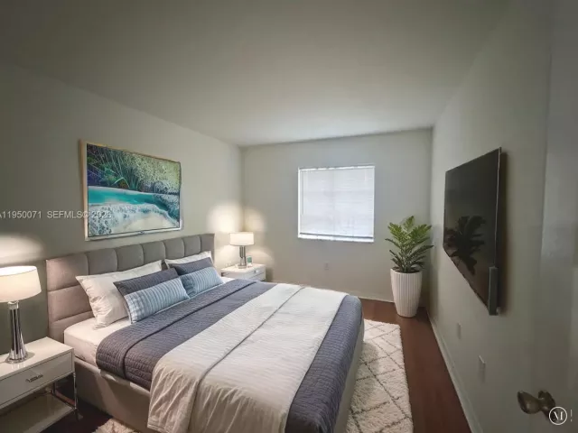 4-bedroom home for sale in Miami - 12758 SW 221 Terrace - MondialRealty