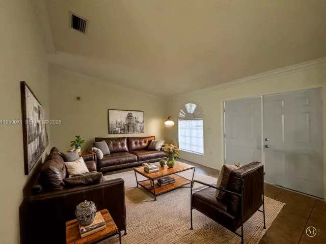 4-bedroom home for sale in Miami - 12758 SW 221 Terrace - MondialRealty