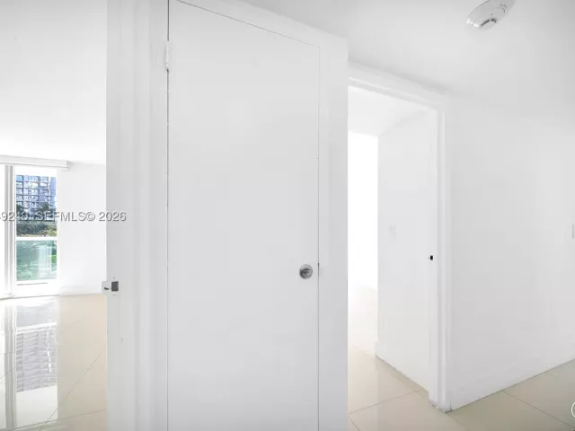2-bedroom condo for sale in Sunny Isles Beach - 100 Bayview Dr 408 - MondialRealty