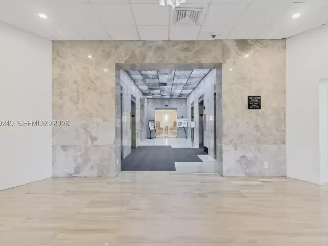 2-bedroom condo for sale in Sunny Isles Beach - 100 Bayview Dr 408 - MondialRealty