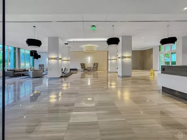 2-bedroom condo for sale in Sunny Isles Beach - 100 Bayview Dr 408 - MondialRealty