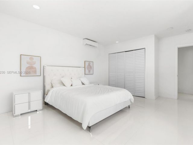 Home for rent at 1581 Normandy Dr - photo 7192705