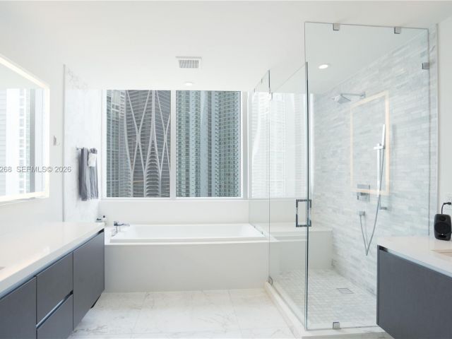 Apartment for sale  Unit #2101 - photo 7194921