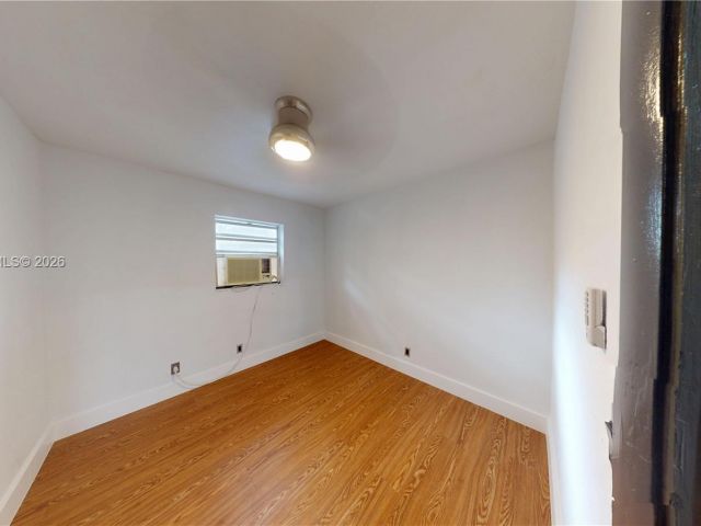 3-bedroom home for rent in Fort Lauderdale - 404 NW 21st Ter - MondialRealty