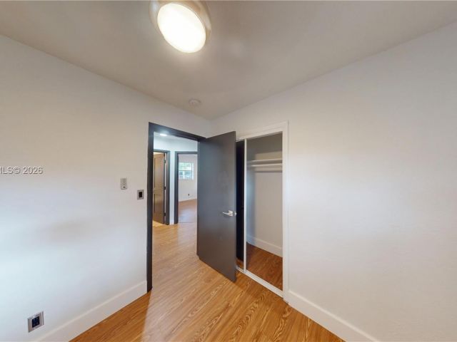 3-bedroom home for rent in Fort Lauderdale - 404 NW 21st Ter - MondialRealty