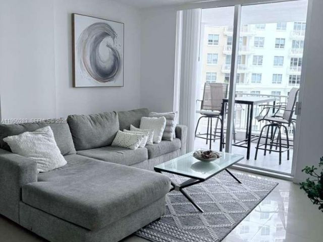 Apartment for rent  Unit #1105 - photo 7194771