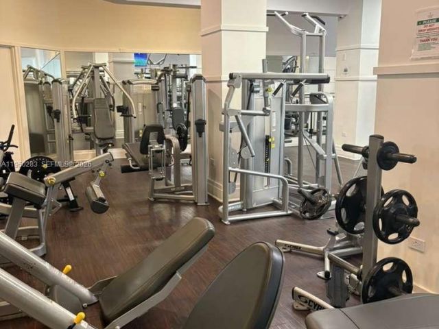 Apartment for rent  Unit #1105 - photo 7371427