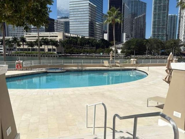 Apartment for rent  Unit #1105 - photo 7371429