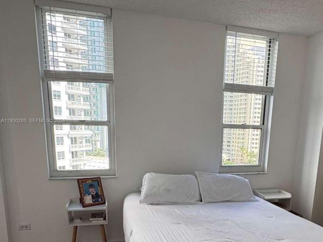 Apartment for rent  Unit #1105 - photo 7371435