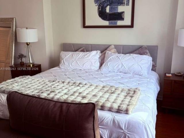 Apartment for rent  Unit #1105 - photo 7371438