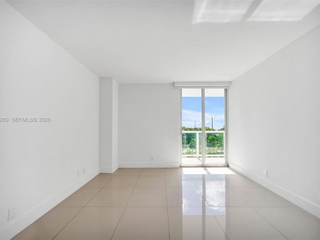 Apartment for rent  Unit #408 - photo 7434739