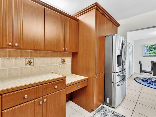 Apartment for sale  Unit #206 - photo 7193984