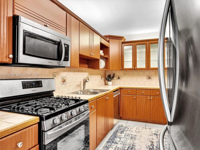 Apartment for sale  Unit #206 - photo 7193988