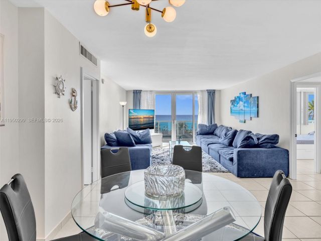 Apartment for sale  Unit #206 - photo 7193997