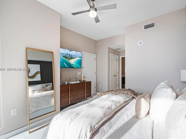 Apartment for rent  Unit #4108 - photo 7194936