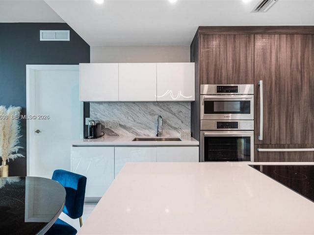 Apartment for rent  Unit #4108 - photo 7194950