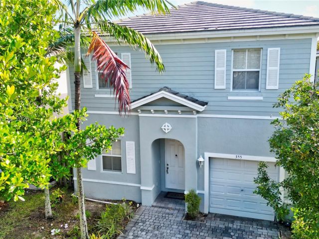 4-bedroom home for sale in Homestead - 355 NE 31st Ave - MondialRealty