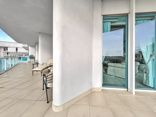 2-bedroom condo for sale in Bal Harbour - 10101 Collins Ave 16B - MondialRealty