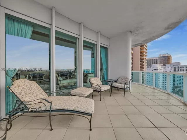 2-bedroom condo for sale in Bal Harbour - 10101 Collins Ave 16B - MondialRealty