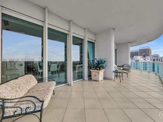 2-bedroom condo for sale in Bal Harbour - 10101 Collins Ave 16B - MondialRealty