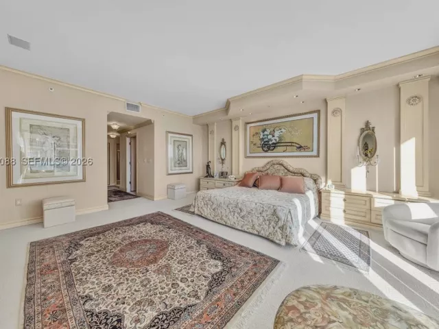 2-bedroom condo for sale in Bal Harbour - 10101 Collins Ave 16B - MondialRealty