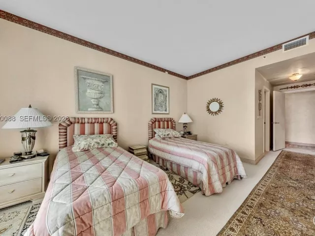 2-bedroom condo for sale in Bal Harbour - 10101 Collins Ave 16B - MondialRealty