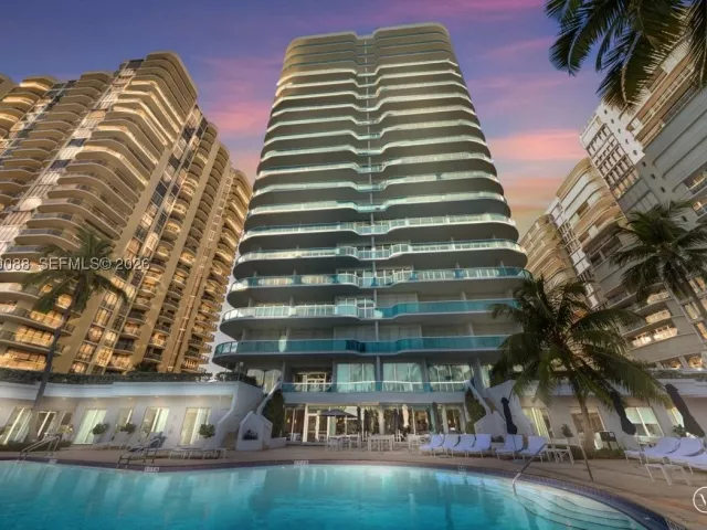 2-bedroom condo for sale in Bal Harbour - 10101 Collins Ave 16B - MondialRealty