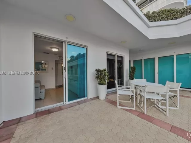 2-bedroom condo for sale in Bal Harbour - 10101 Collins Ave 16B - MondialRealty