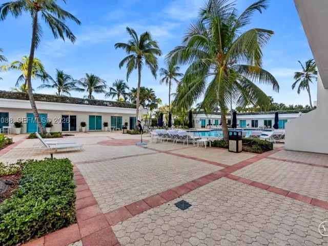 2-bedroom condo for sale in Bal Harbour - 10101 Collins Ave 16B - MondialRealty