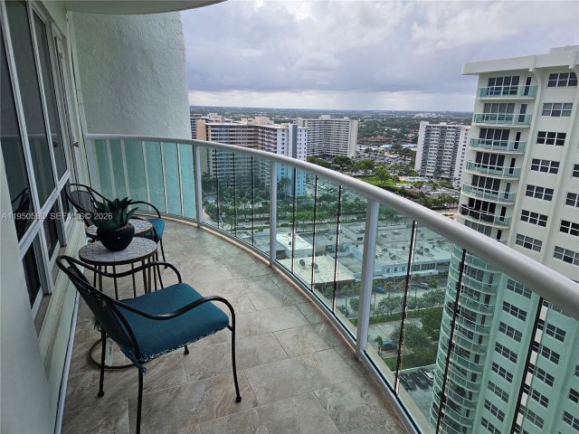 Apartment for rent  Unit # - photo 7427452