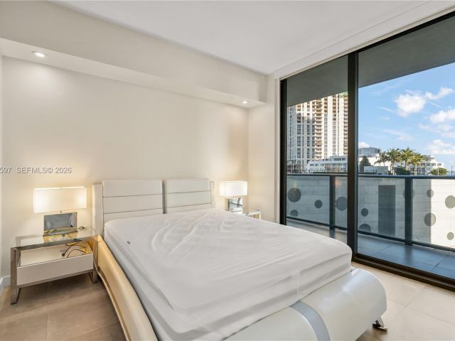 Apartment for rent  Unit #706 - photo 7199935