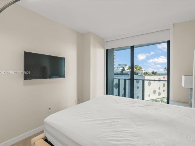 Apartment for rent  Unit #706 - photo 7199940