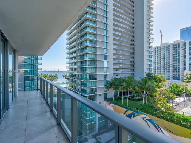 Apartment for rent  Unit #706 - photo 7199947