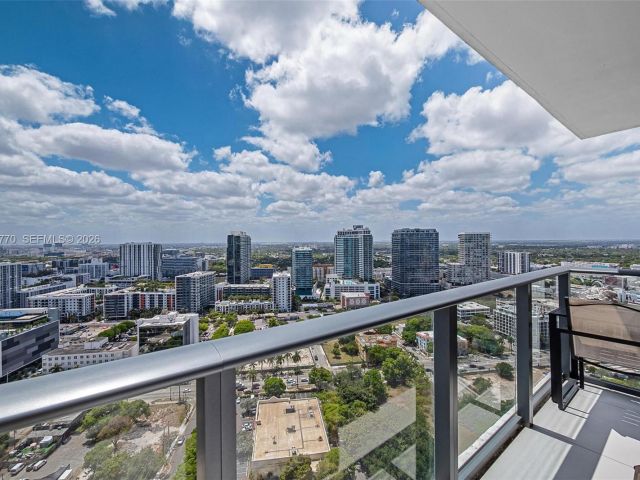 Apartment for sale  Unit #3009 - photo 7199909