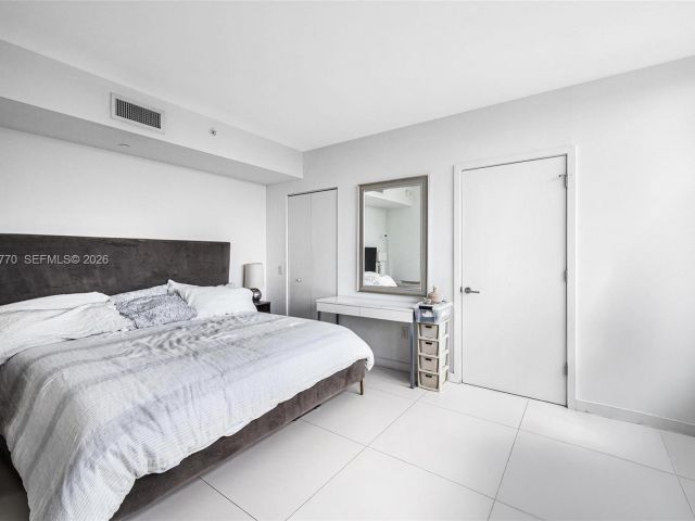 Apartment for sale  Unit #3009 - photo 7199919