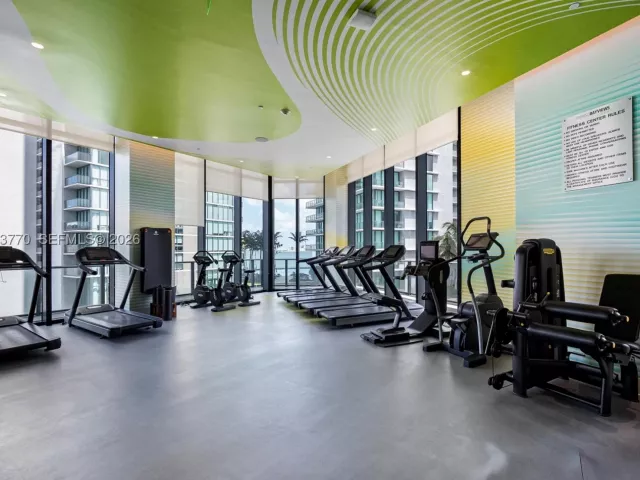 2-bedroom condo for sale in Miami - 501 NE 31st St 3009 - MondialRealty
