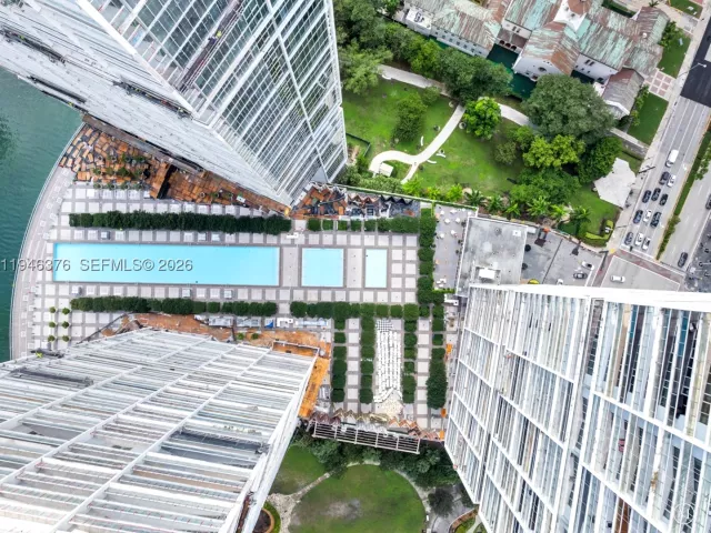 2-bedroom condo for sale in Miami - 485 Brickell Ave 1804 - MondialRealty