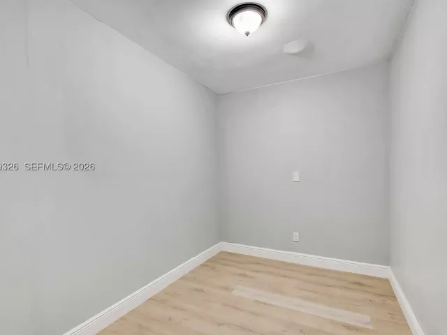 4-bedroom home for sale in Miami - 9710 SW SW 161 ST - MondialRealty