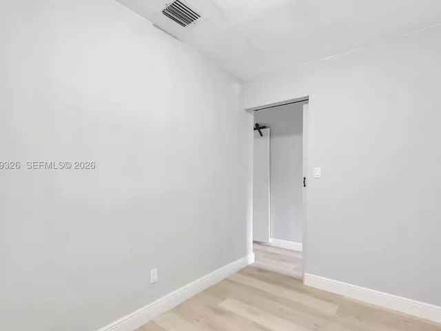 4-bedroom home for sale in Miami - 9710 SW SW 161 ST - MondialRealty