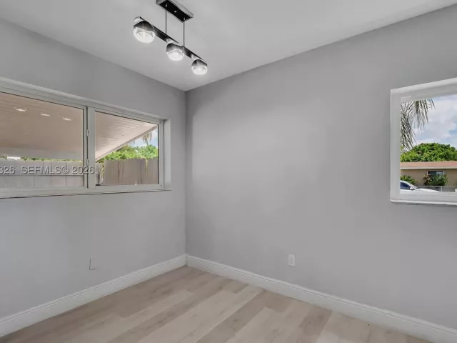 4-bedroom home for sale in Miami - 9710 SW SW 161 ST - MondialRealty