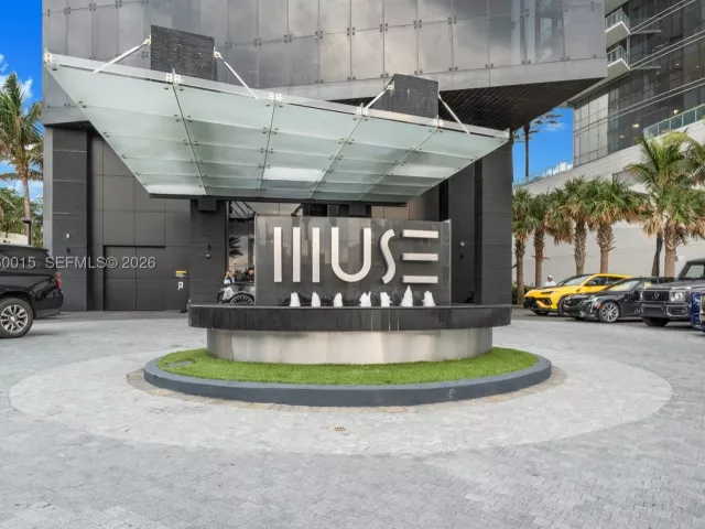 2-bedroom condo for sale in Sunny Isles Beach - 17141 Collins Ave 3002 - MondialRealty