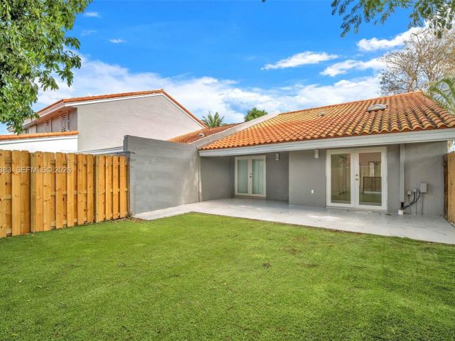 2-bedroom home for rent in Miami - 8394 SW 148th Ave 8394 - MondialRealty