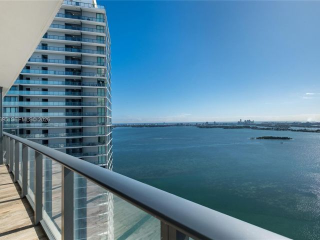 Apartment for sale  Unit #4306 - photo 7199978