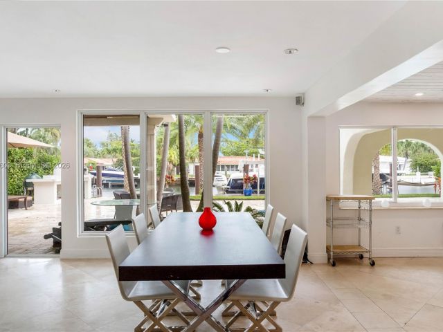 Home for rent at 12515 Palm Rd - photo 7264996