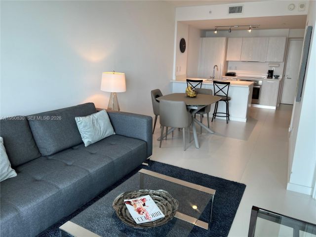 1-bedroom condo for rent in Miami - 501 NE 31st St 2204 - MondialRealty
