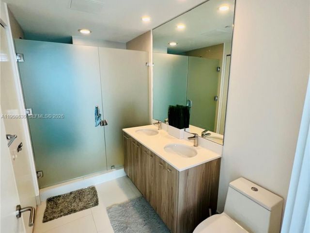 1-bedroom condo for rent in Miami - 501 NE 31st St 2204 - MondialRealty